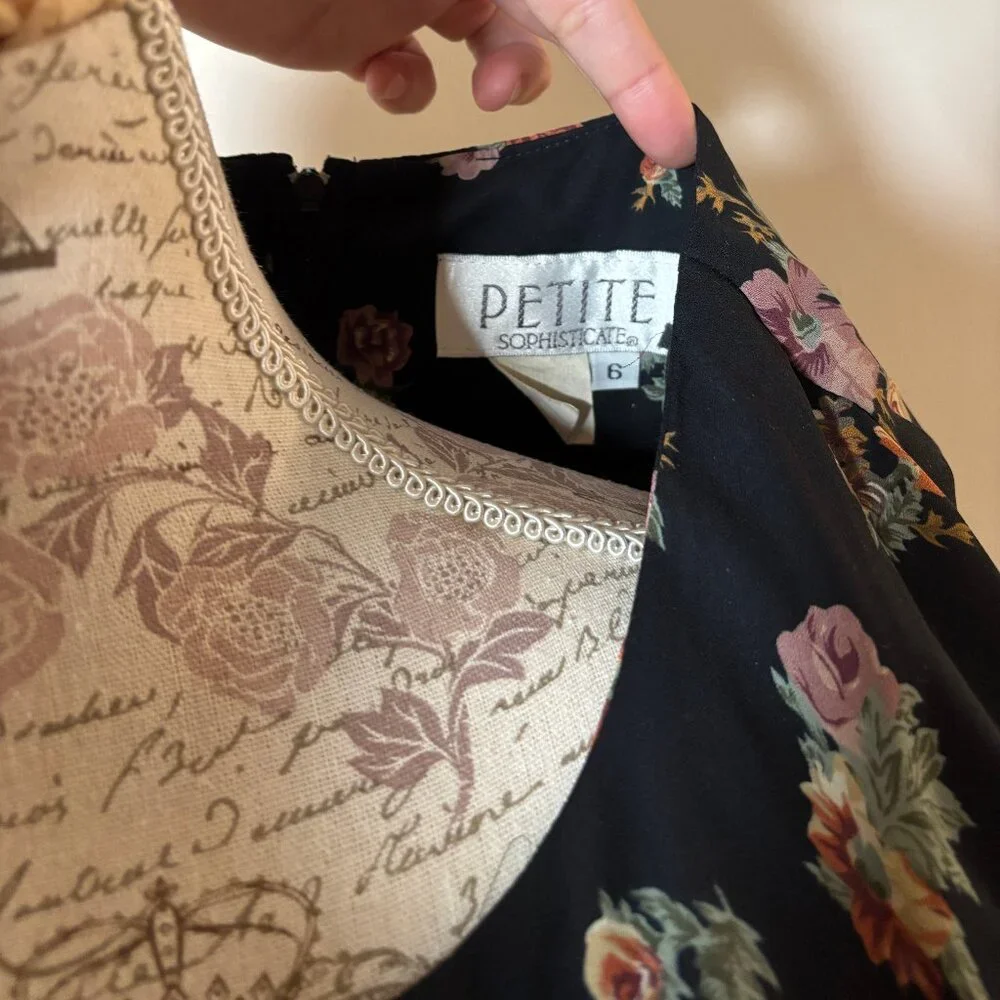 Vintage Petite Sophisticate Floral Dress Size 6P - Picture 3 of 3